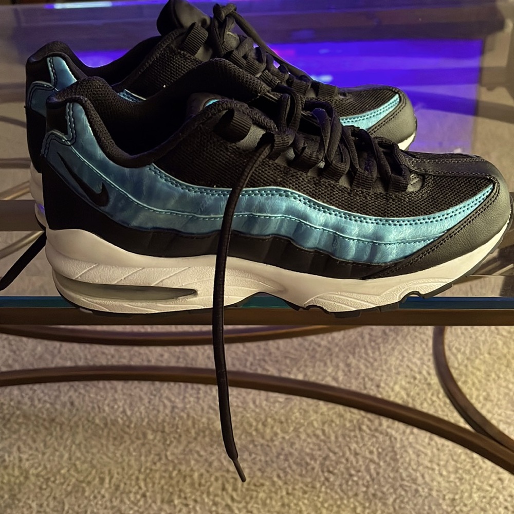 Big kids Nike Air Max 95